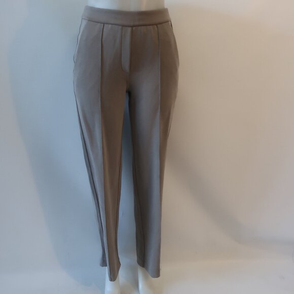 NWT Womens Lululemon Taupe (Item-134) Softstreme Pintuck Mid-Rise Pant XS - Picture 2 of 15